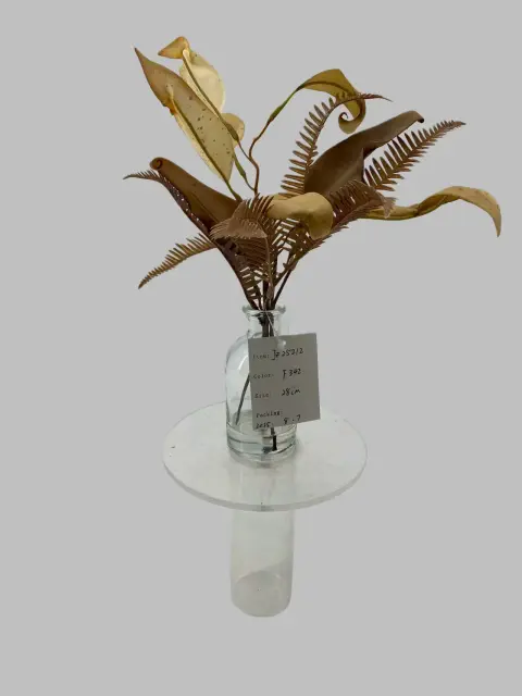 28 cm Decorative Pine Cone Pack